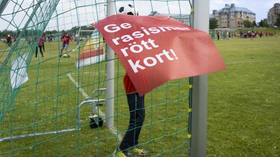 Fotboll mot rasismer